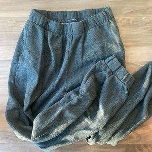 Brandy Melville Rosa sweatpants